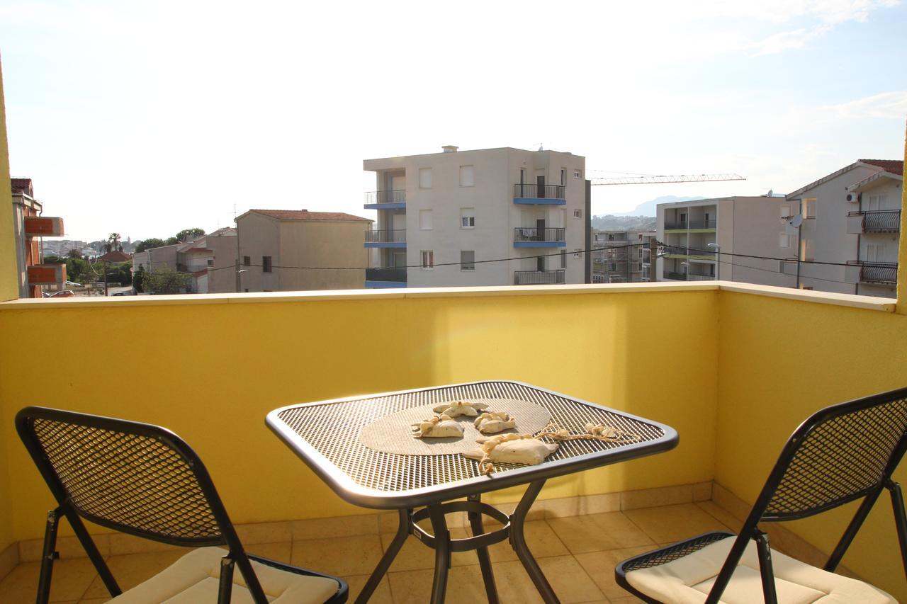 Apartment Mario Подстрана Екстер'єр фото