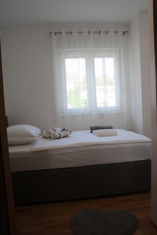 Apartment Mario Подстрана Екстер'єр фото